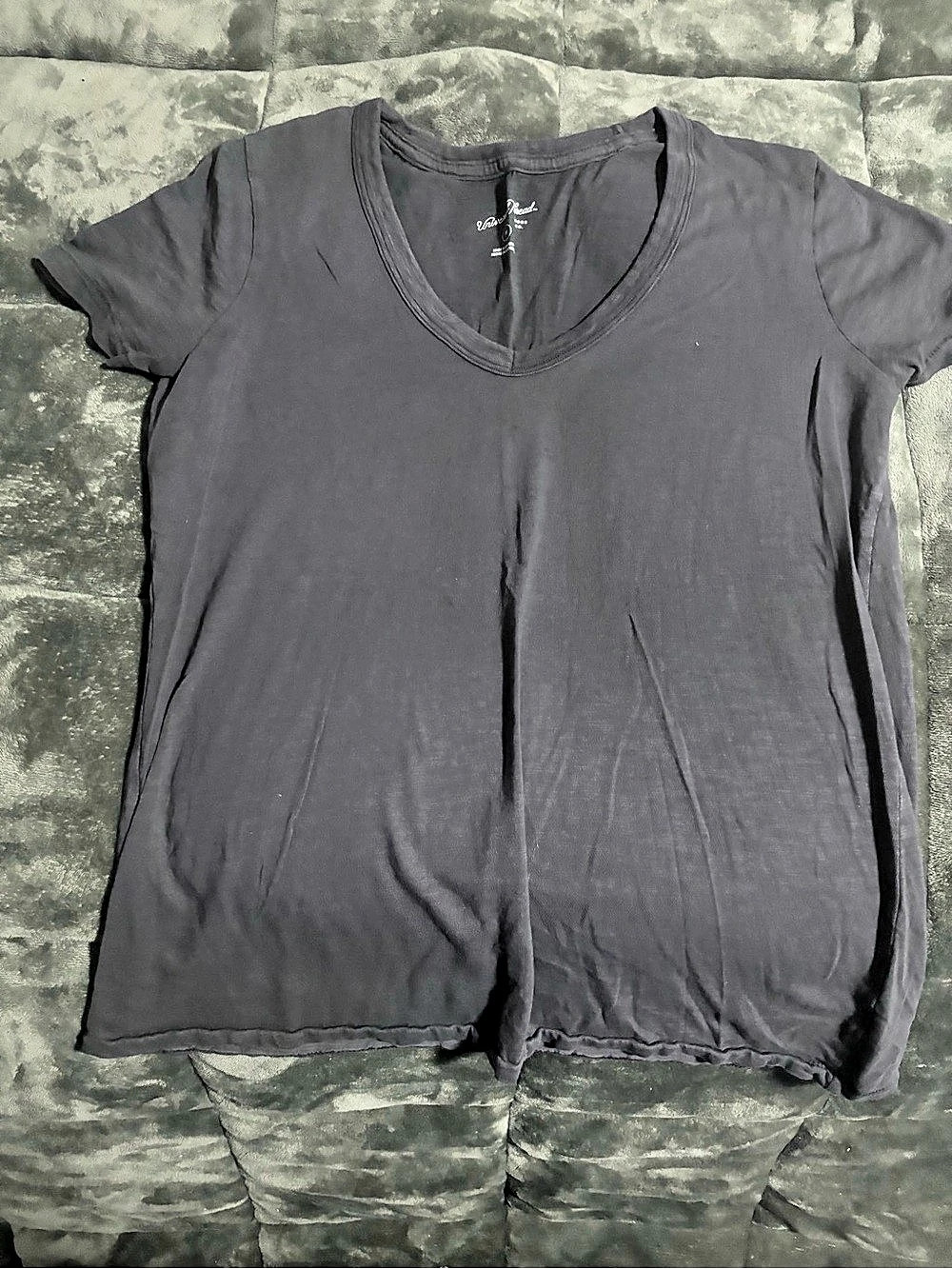 Universal Thread Short-Sleeve Iconic V-Neck T-Shirt Set